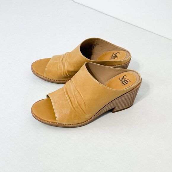 Sofft Strathmore NWB Sz 9.5 Soleil Yellow Luxe Italian Ruched Slide Wedge Shoes - Picture 2 of 16